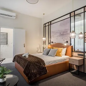 Hotel Astoria Boutique Suites- Location By Bqa, Boedapest